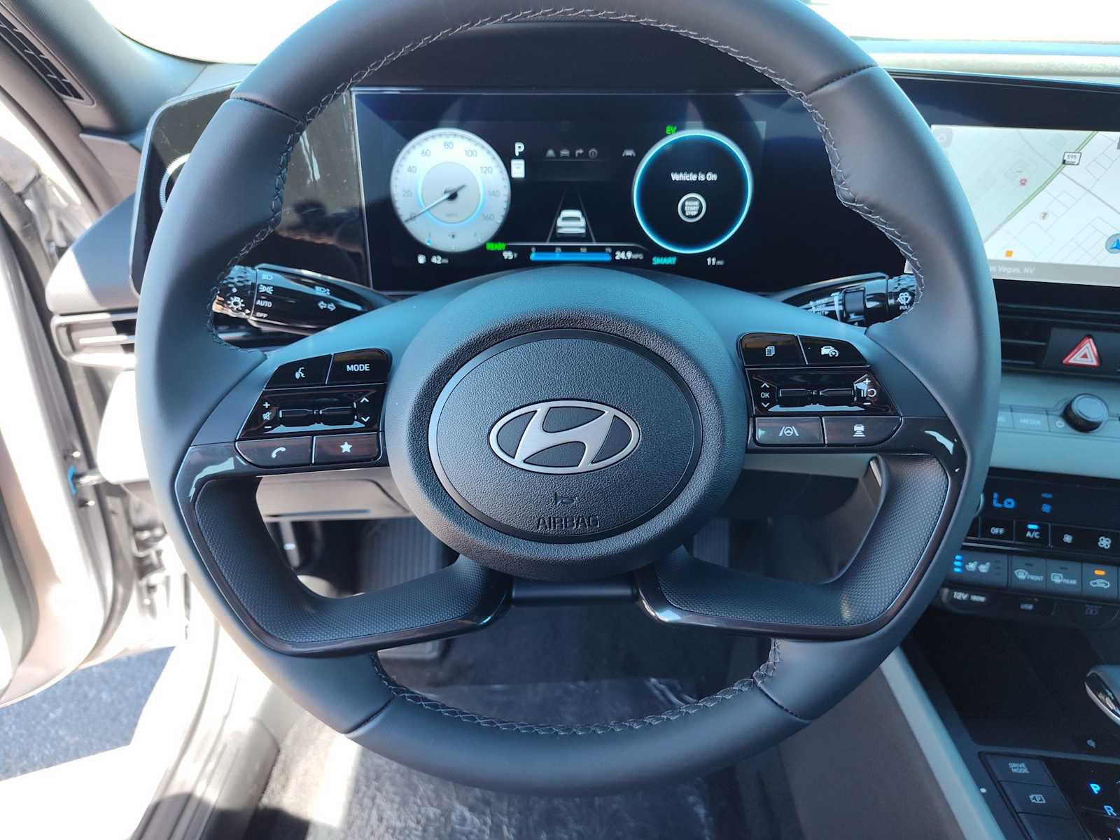 Thumbnail: 2025 Hyundai Elantra - 20