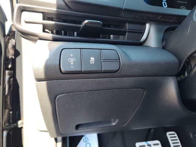 Thumbnail: 2026 Hyundai Elantra - 15