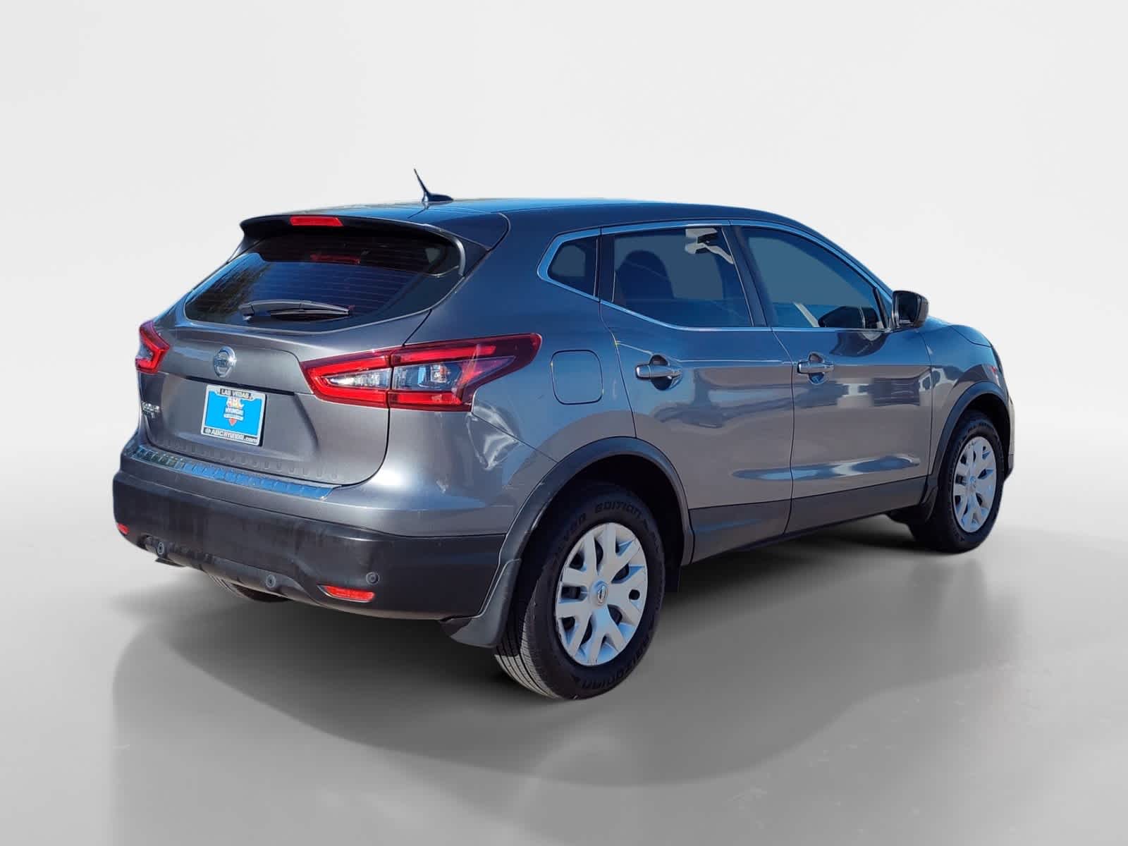 Thumbnail: 2020 Nissan Rogue Sport - 5