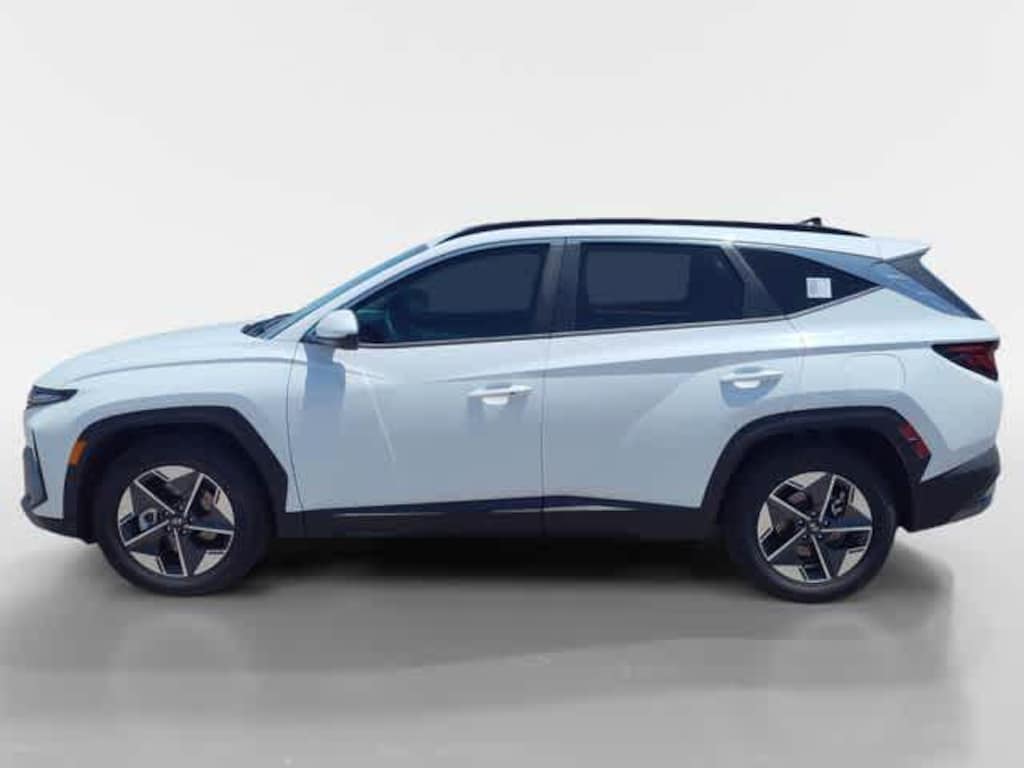 New 2026 Hyundai Tucson SEL FWD SUV