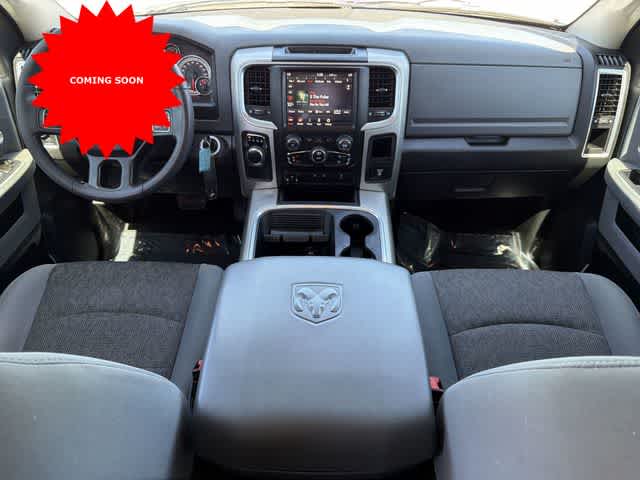 Thumbnail: 2020 RAM 1500 Classic - 12