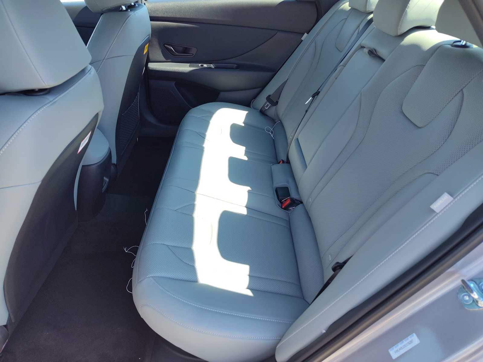 Thumbnail: 2025 Hyundai Elantra - 17