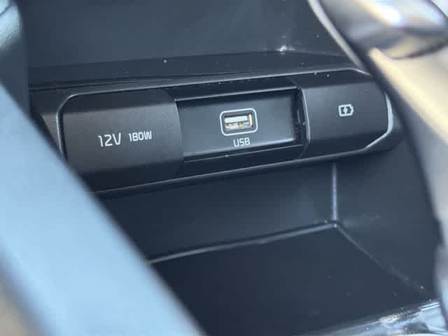 Thumbnail: 2020 Kia Telluride - 24