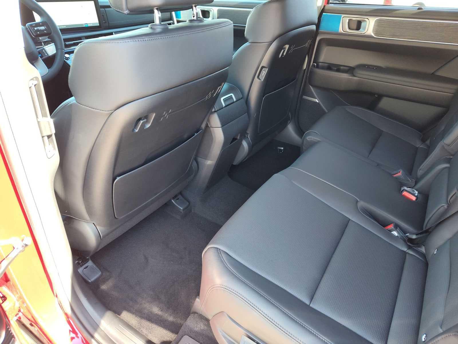 Thumbnail: 2026 Hyundai Santa Fe - 15