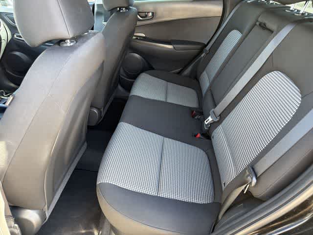 Thumbnail: 2022 Hyundai Kona - 16