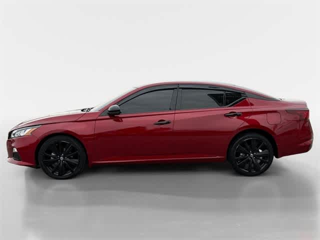 Thumbnail: 2021 Nissan Altima - 9
