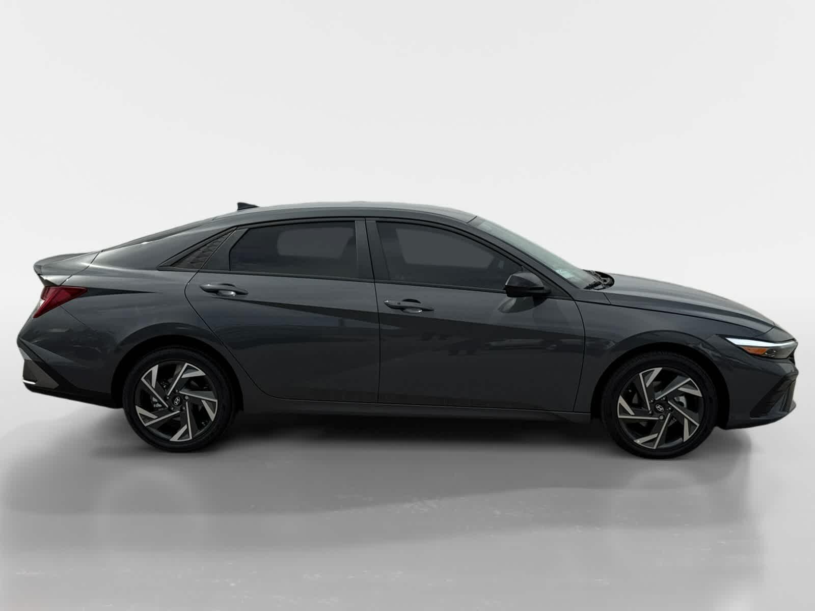 Thumbnail: 2025 Hyundai Elantra - 7