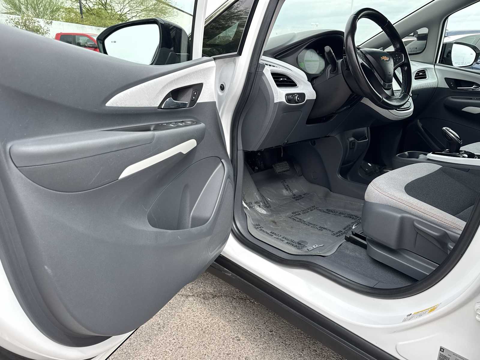 Thumbnail: 2020 Chevrolet Bolt EV - 10