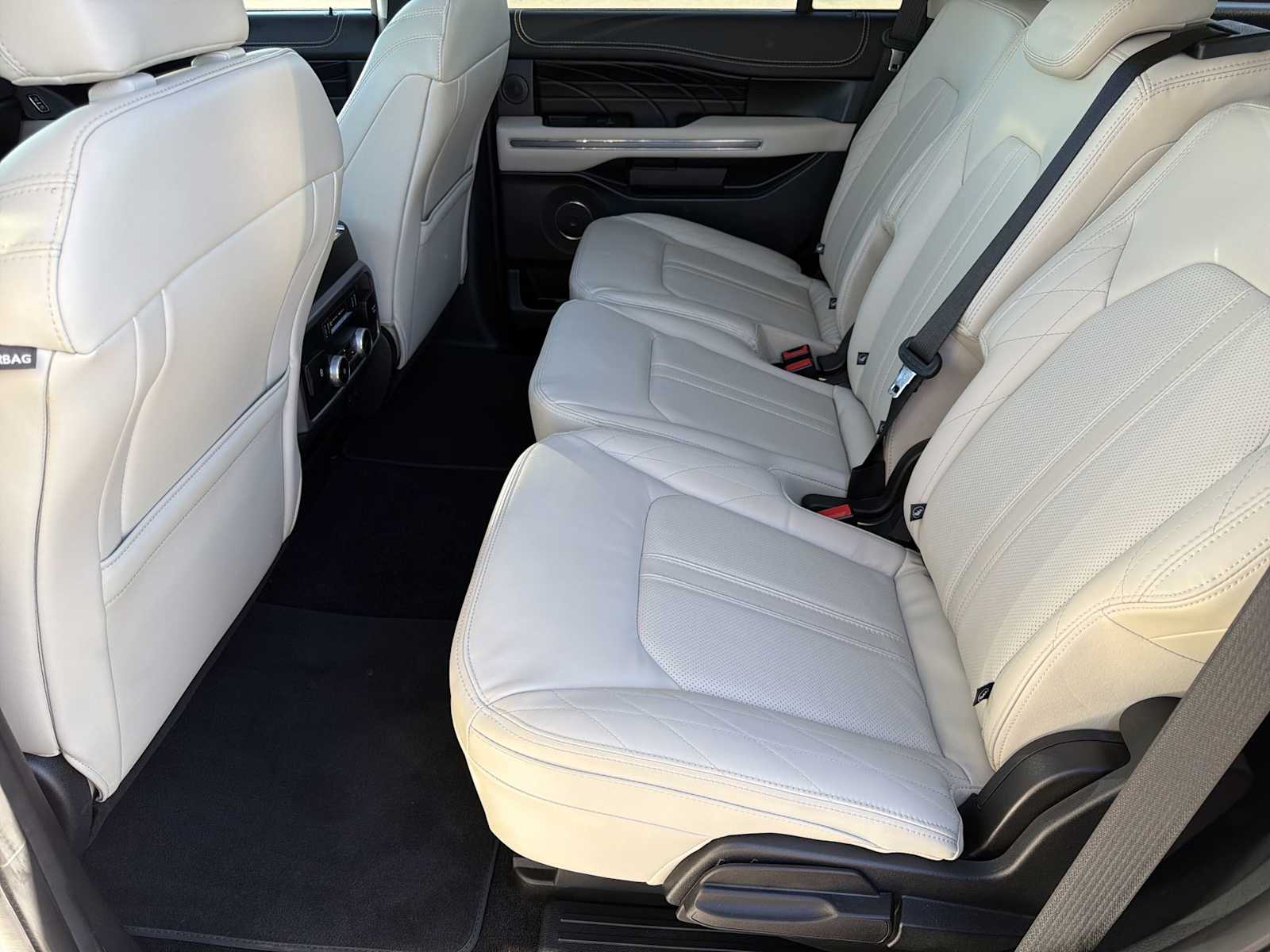 Thumbnail: 2021 Ford Expedition - 15