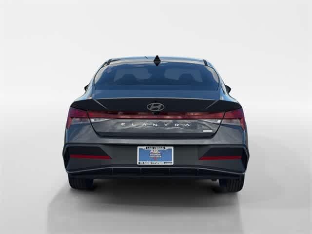 Thumbnail: 2026 Hyundai Elantra - 4