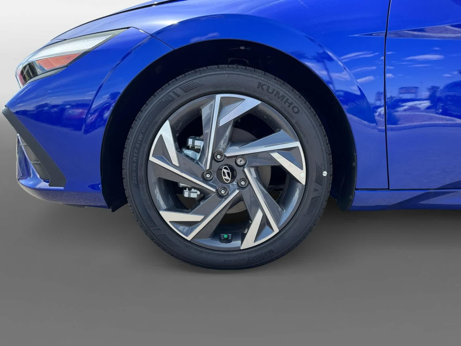 Thumbnail: 2025 Hyundai Elantra - 9