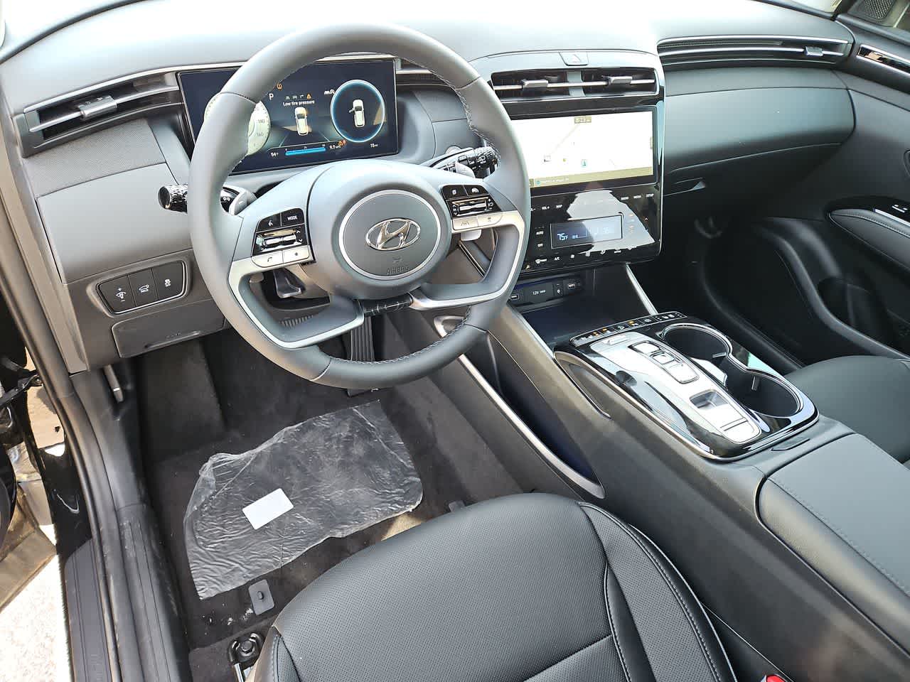 2024 Hyundai Tucson Limited photo 2