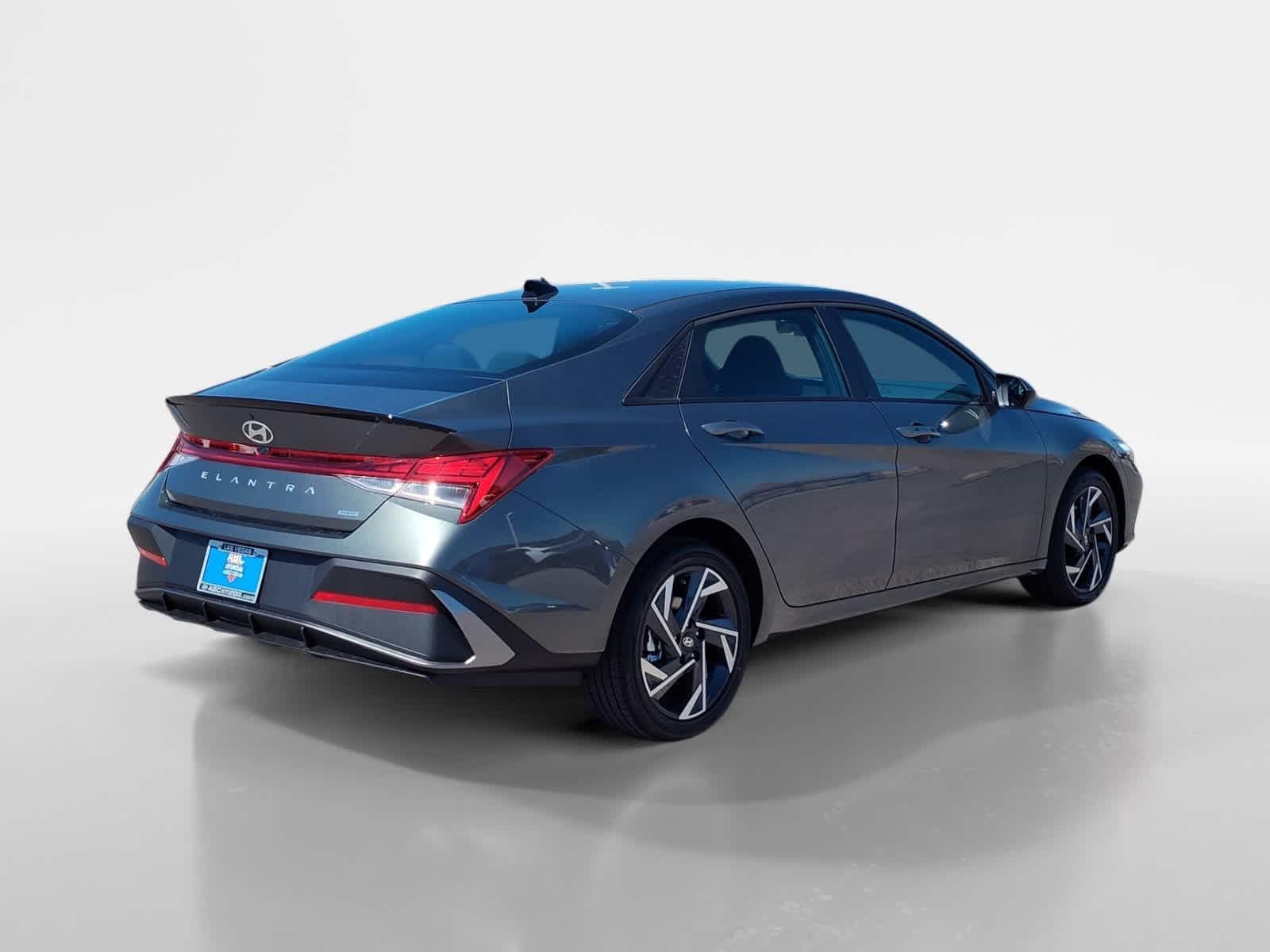 Thumbnail: 2025 Hyundai Elantra - 5