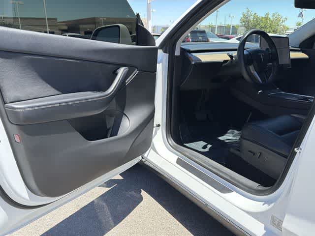 Thumbnail: 2021 Tesla Model Y - 10