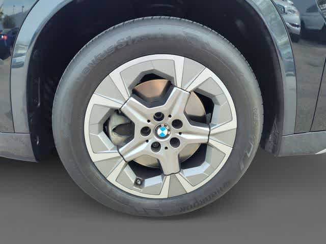 Thumbnail: 2025 BMW X1 - 10