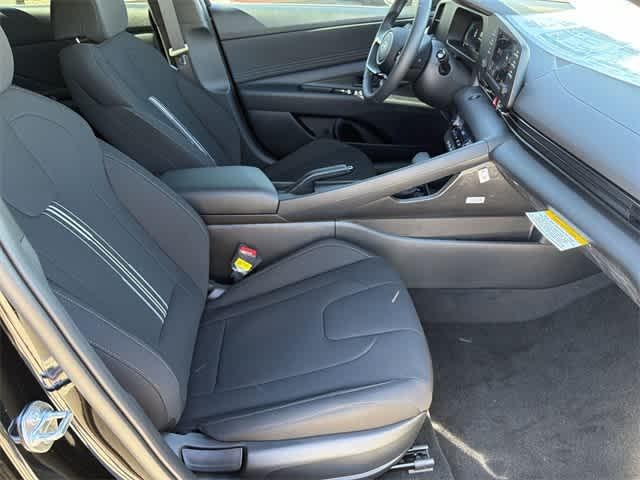 Thumbnail: 2026 Hyundai Elantra - 18