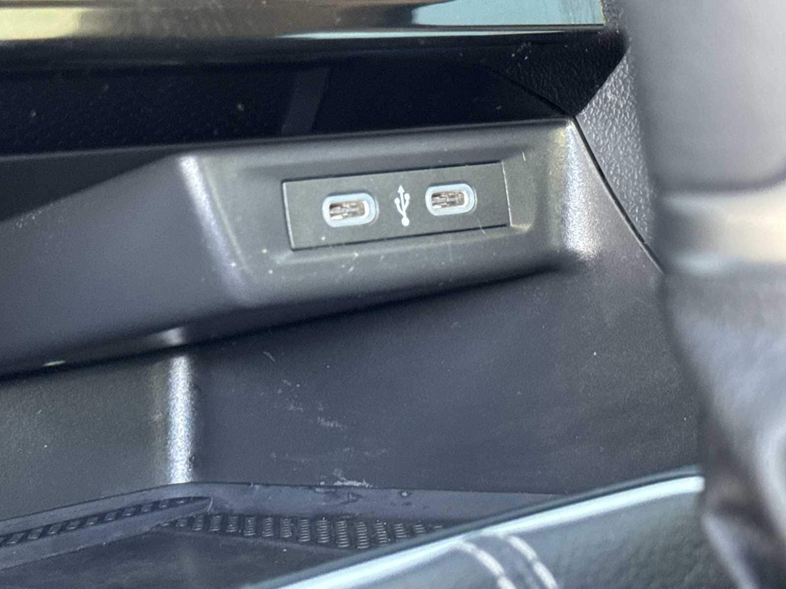 Thumbnail: 2023 Volkswagen Jetta - 25