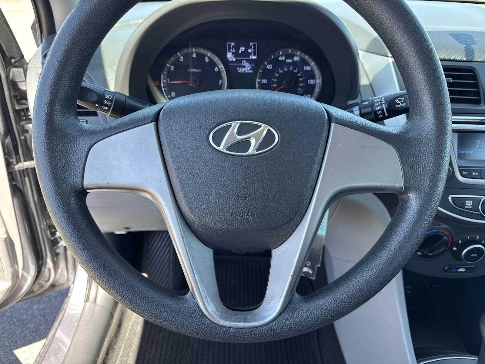 Thumbnail: 2016 Hyundai Accent - 18