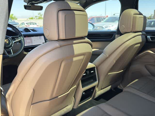 Thumbnail: 2019 Porsche Cayenne - 15