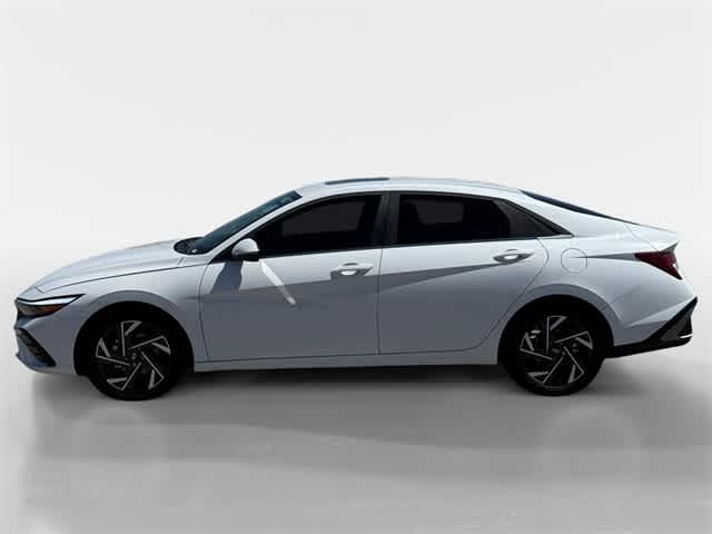Thumbnail: 2025 Hyundai Elantra - 8