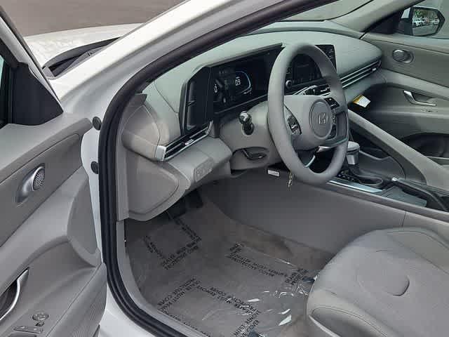 Thumbnail: 2026 Hyundai Elantra - 10