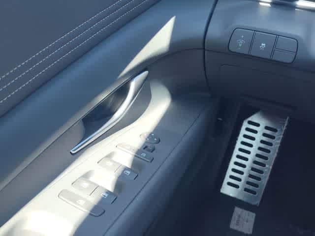 Thumbnail: 2026 Hyundai Elantra - 15