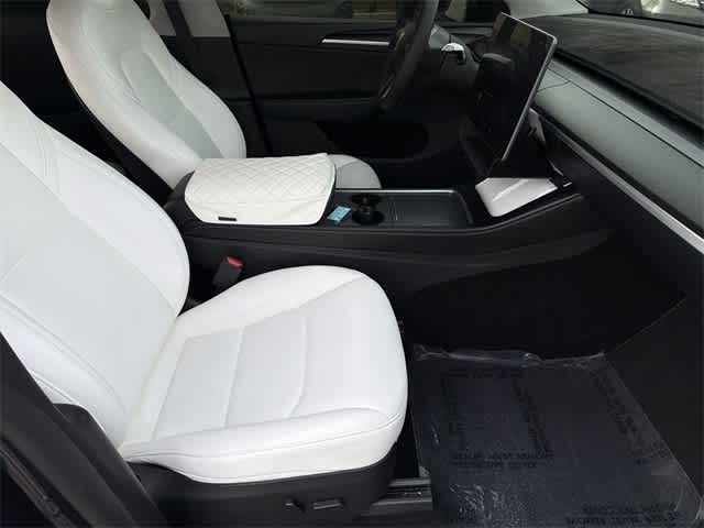 Thumbnail: 2024 Tesla Model Y - 18