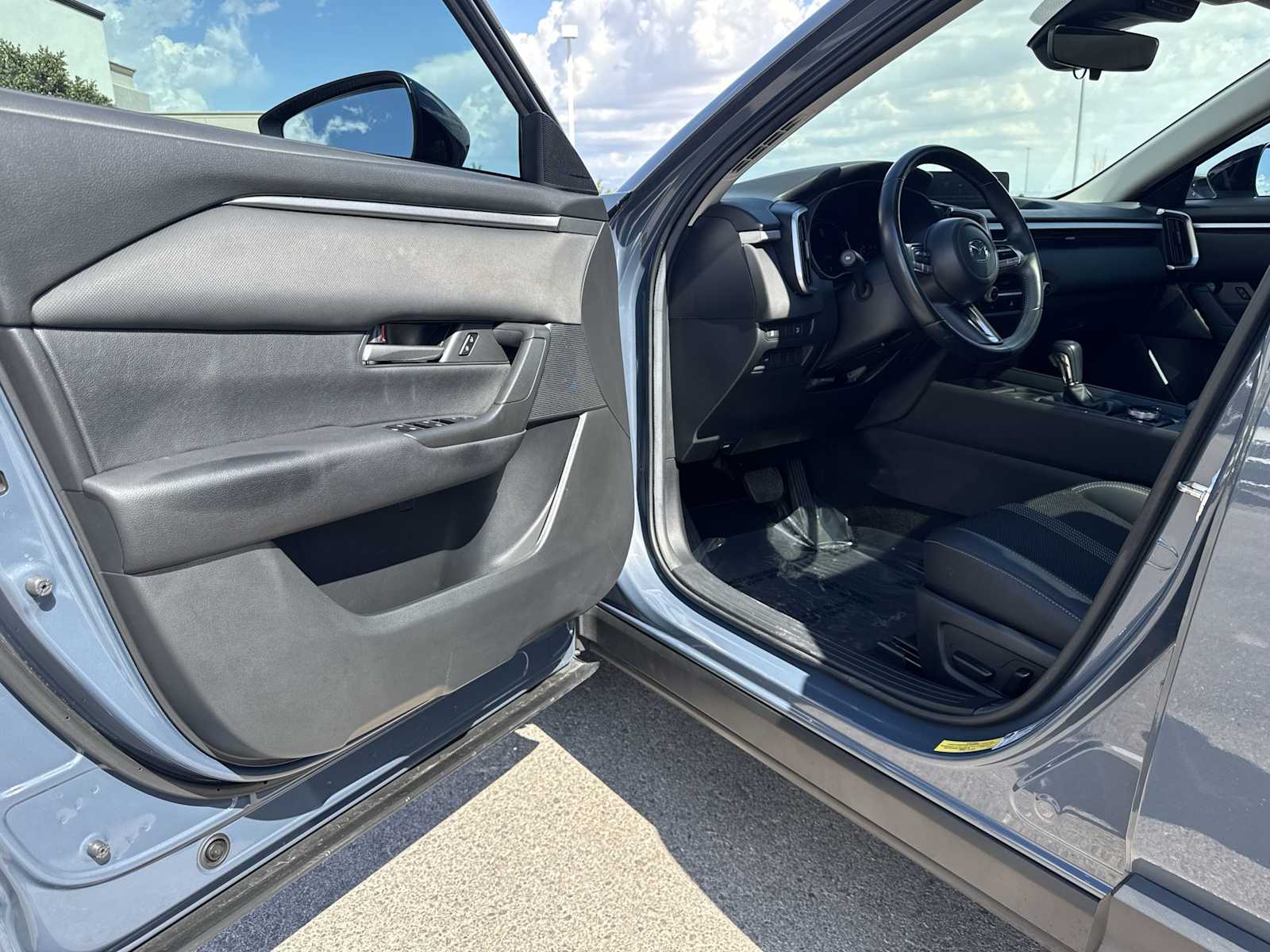 Thumbnail: 2023 Mazda CX-50 - 16