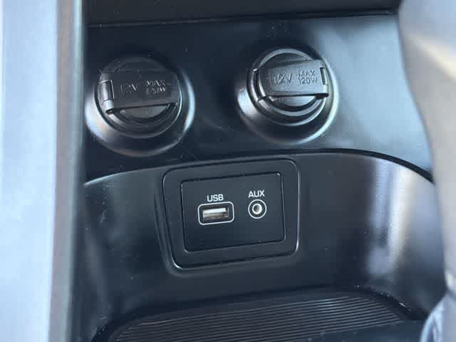 Thumbnail: 2018 Hyundai Santa Fe - 22