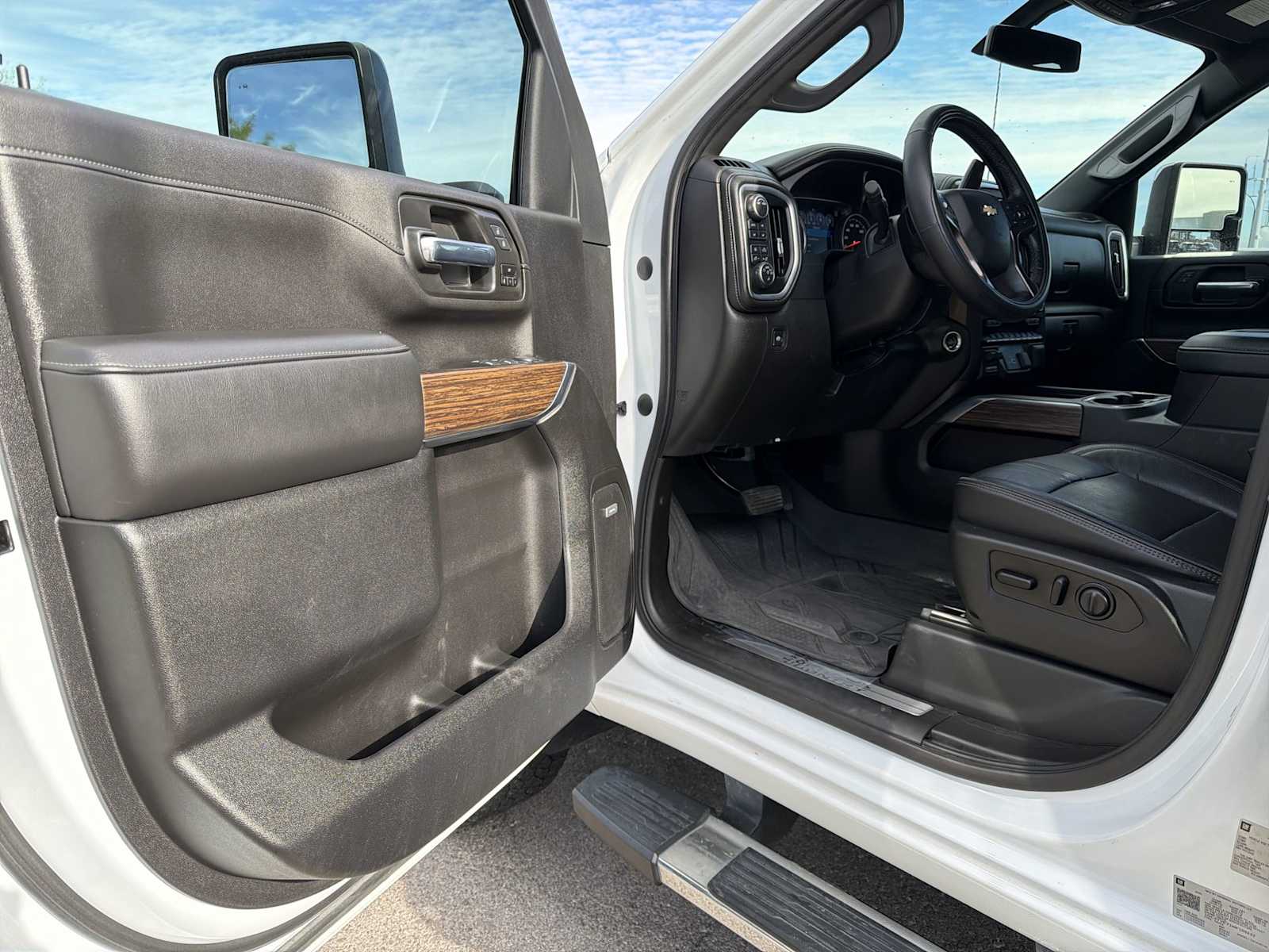 Thumbnail: 2021 Chevrolet Silverado 3500 - 17