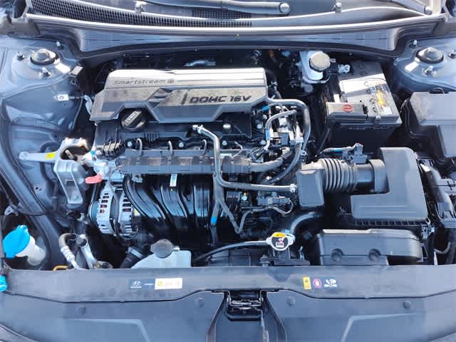 Thumbnail: 2023 Hyundai Elantra - 11