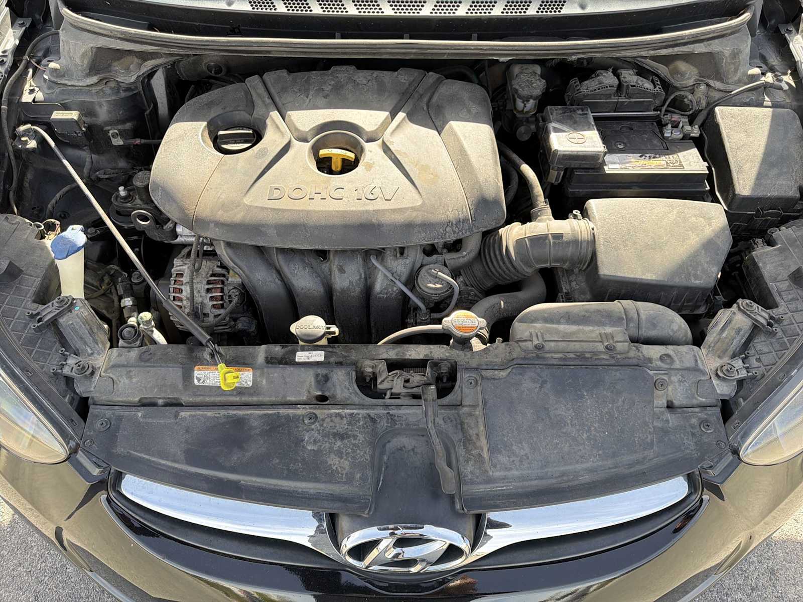 Thumbnail: 2012 Hyundai Elantra - 11