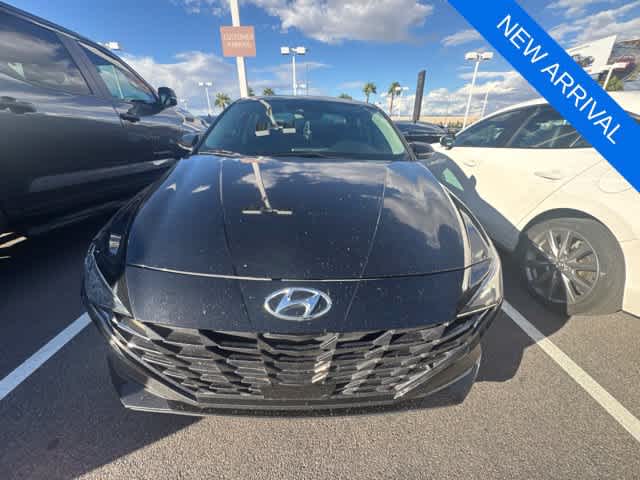 Used 2022 Hyundai Elantra SEL Sedan