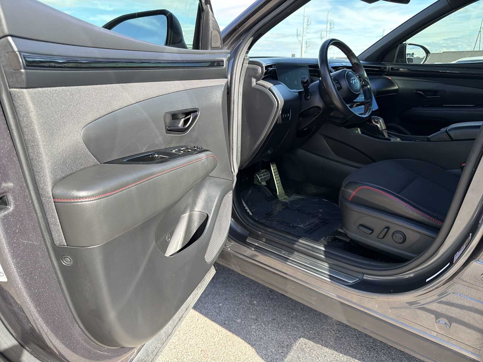 Thumbnail: 2023 Hyundai Tucson - 18