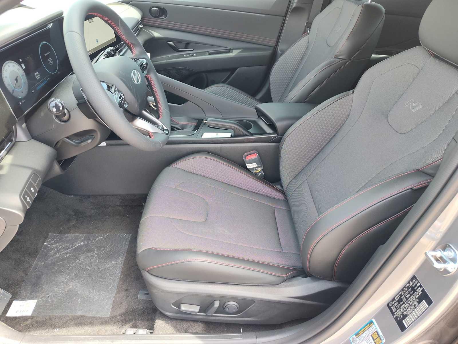 Thumbnail: 2025 Hyundai Elantra - 10