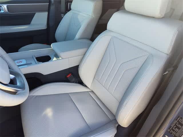 Thumbnail: 2026 Hyundai Santa Fe - 14