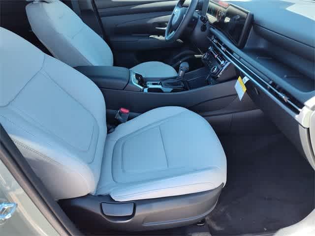 Thumbnail: 2026 Hyundai Santa Cruz - 18