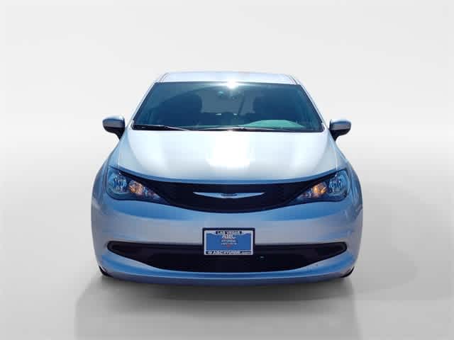 Thumbnail: 2023 Chrysler Voyager - 7