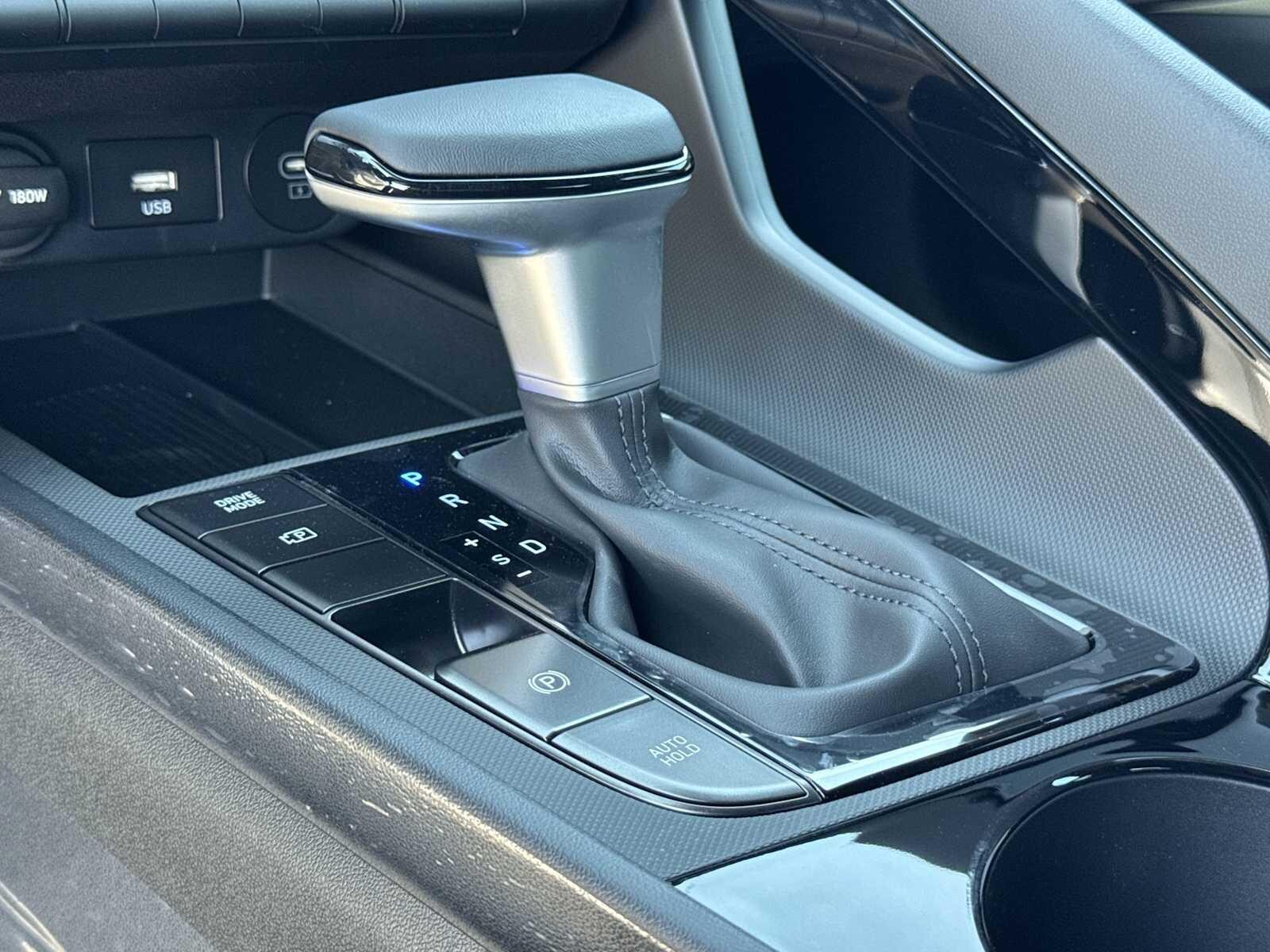 Thumbnail: 2025 Hyundai Elantra - 24