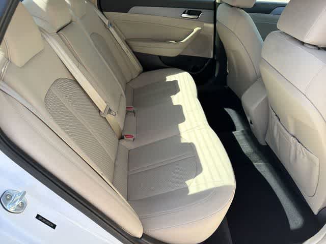 Thumbnail: 2018 Hyundai Sonata - 17