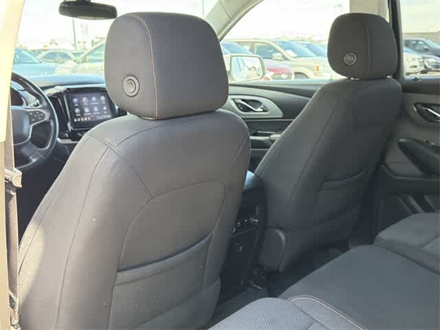 Thumbnail: 2021 Chevrolet Traverse - 20