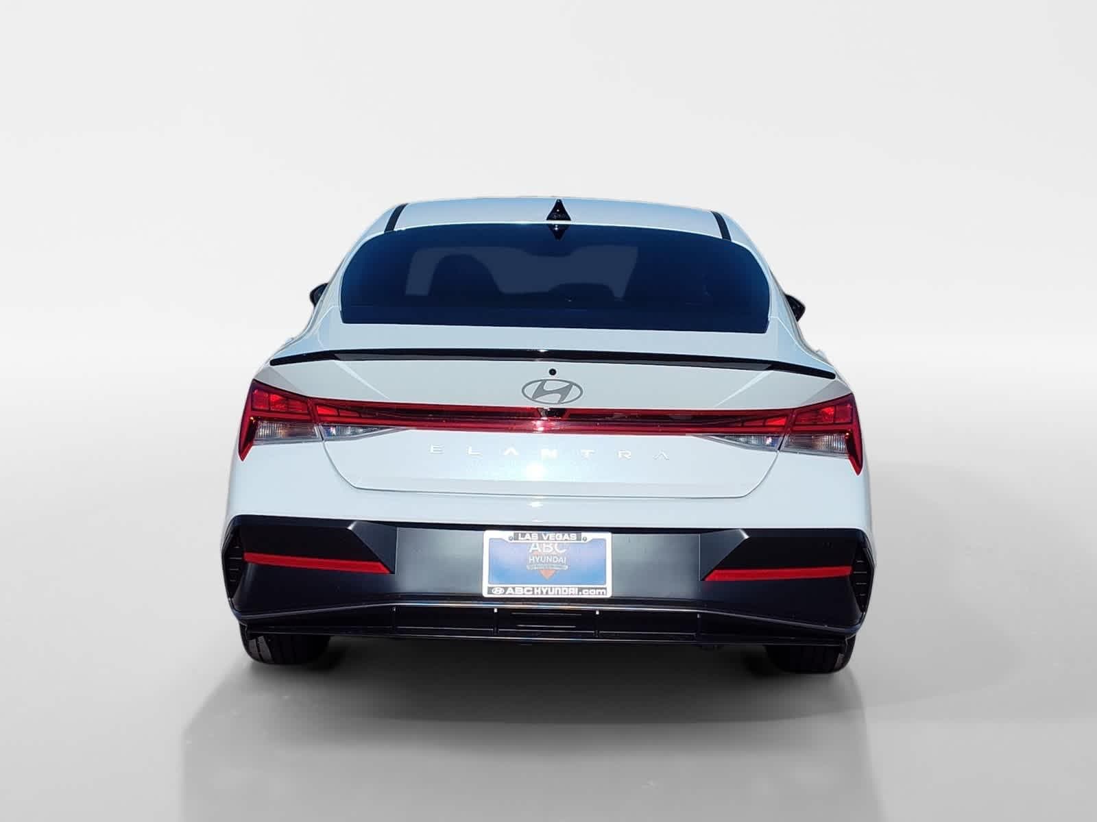 Thumbnail: 2026 Hyundai Elantra - 4