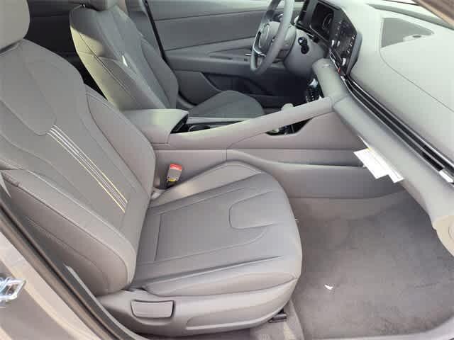 Thumbnail: 2026 Hyundai Elantra - 18