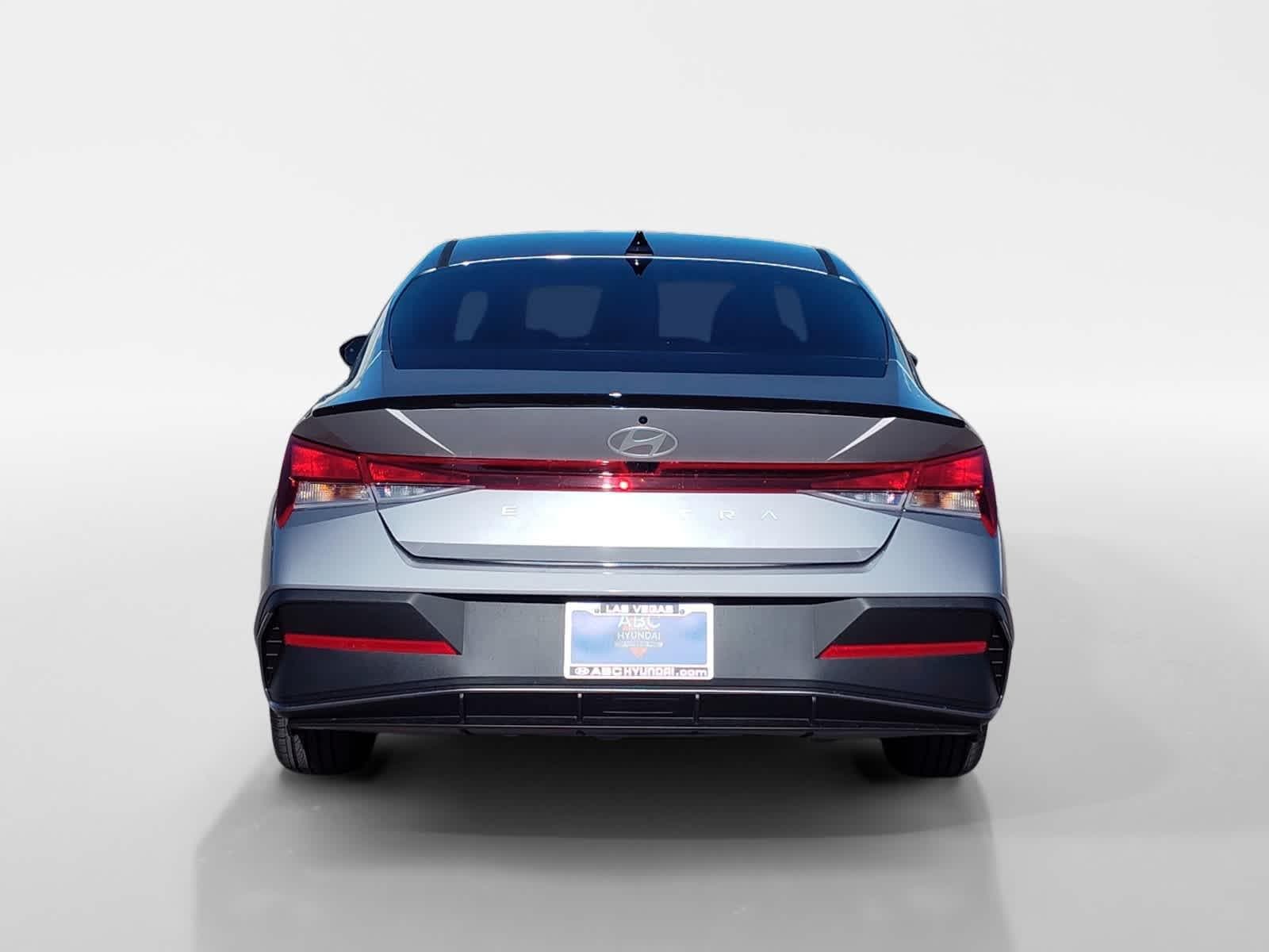 Thumbnail: 2026 Hyundai Elantra - 4