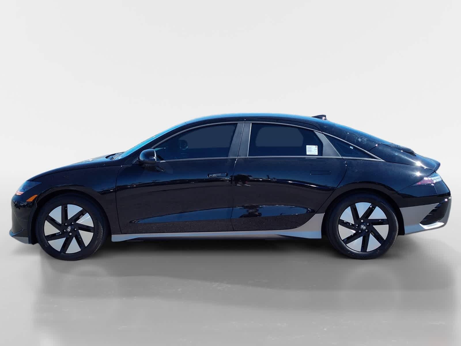 2025 Hyundai Ioniq 6 SE photo 2