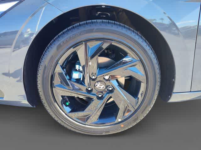 Thumbnail: 2026 Hyundai Elantra - 10