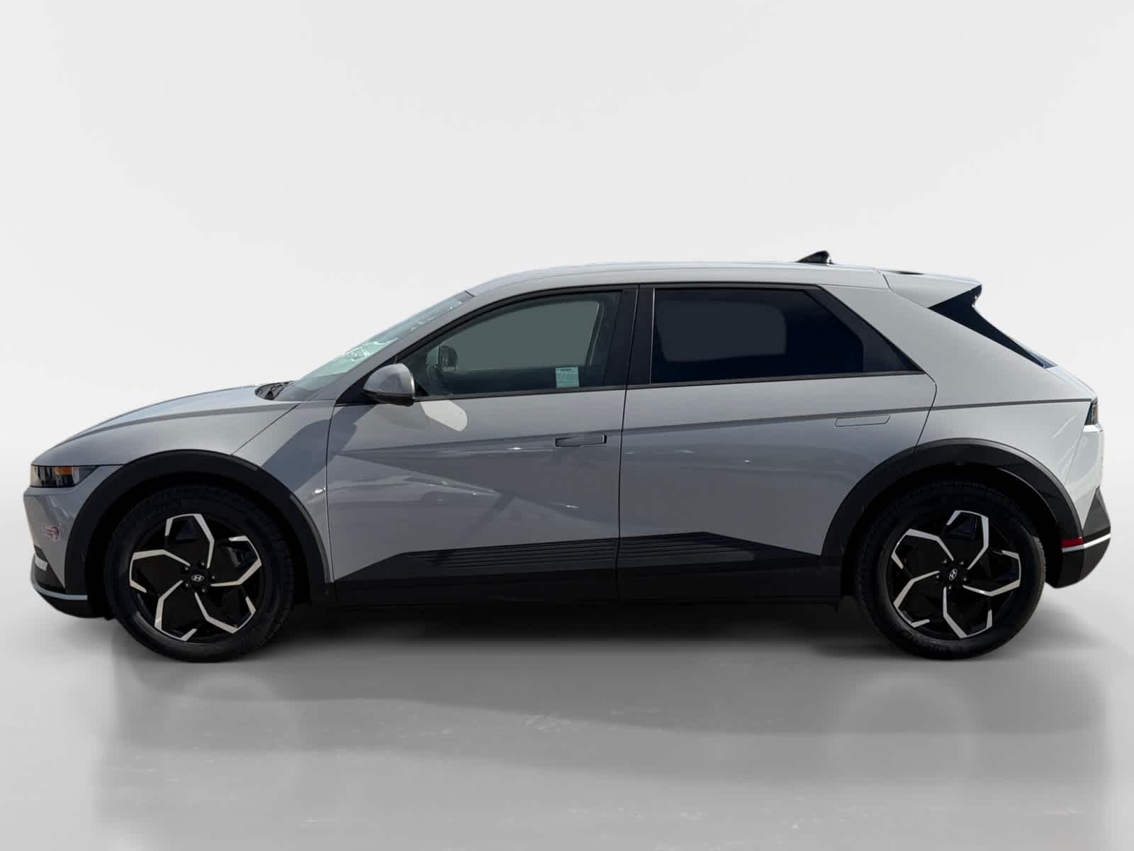 Thumbnail: 2024 Hyundai Ioniq 5 - 2