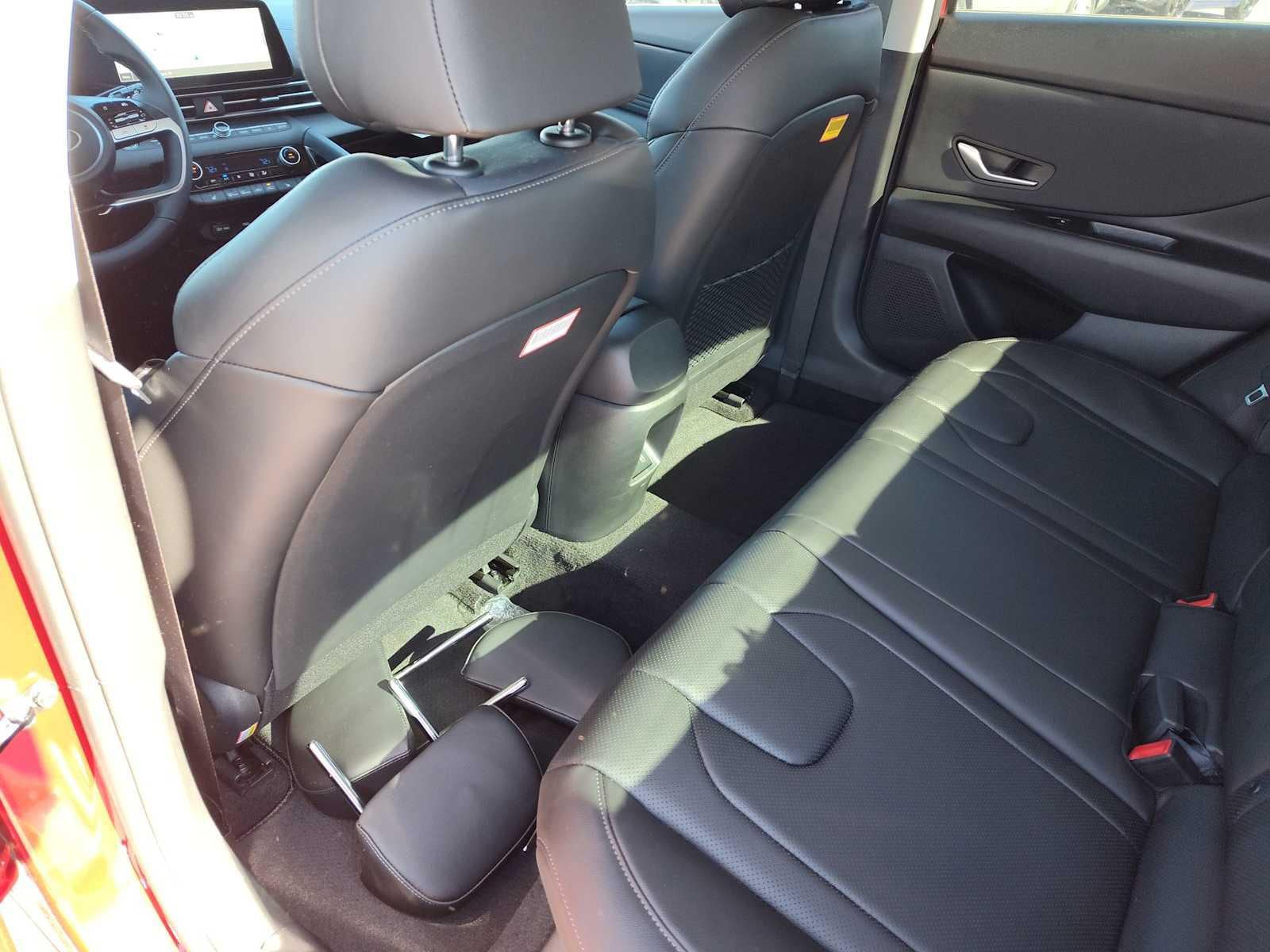 Thumbnail: 2025 Hyundai Elantra - 15