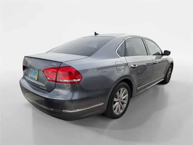 Thumbnail: 2013 Volkswagen Passat - 3