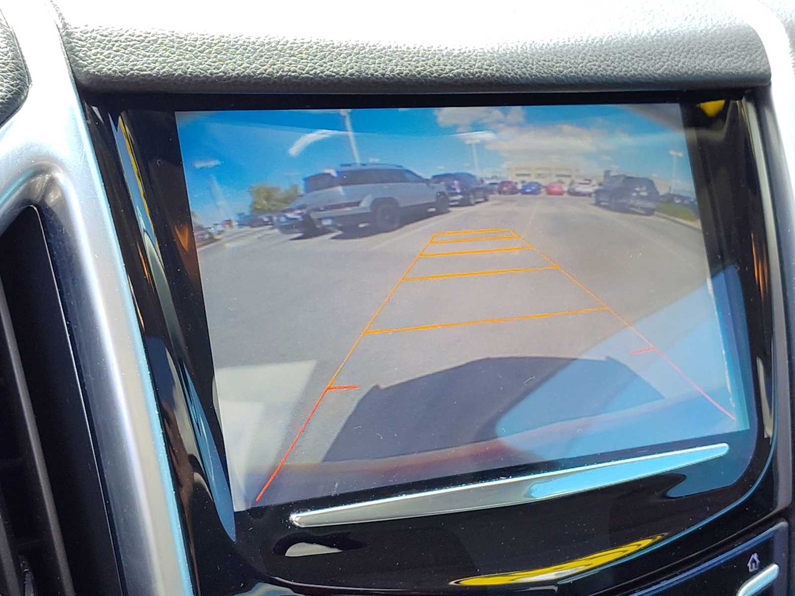 Thumbnail: 2015 Cadillac SRX - 9